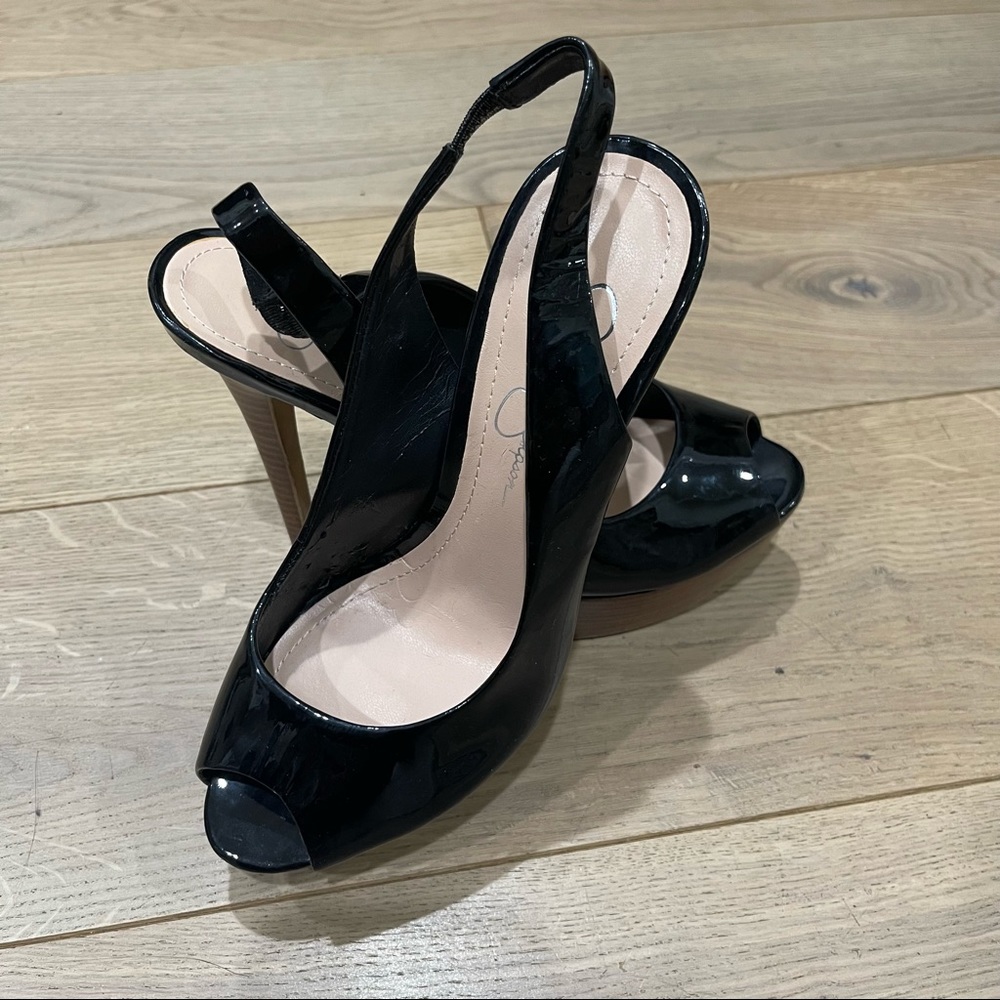 Jessica Simpson-Color Black, Sling back platform heel